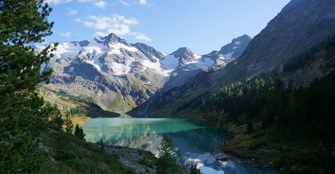 Треккинговые маршруты России: от Кавказа до Камчатки