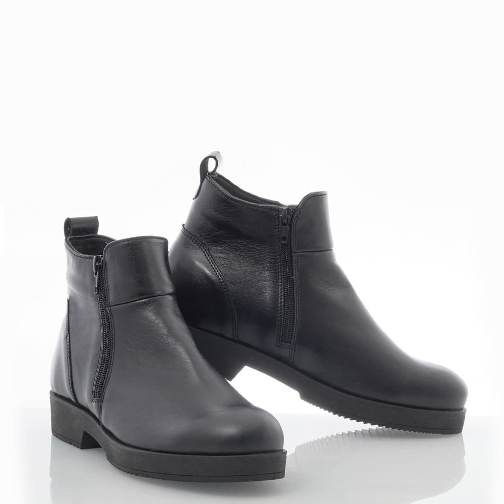 Ботинки женские кожаные EL-191